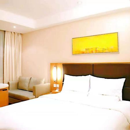 Ji Hotel Shanghai Exteriör bild